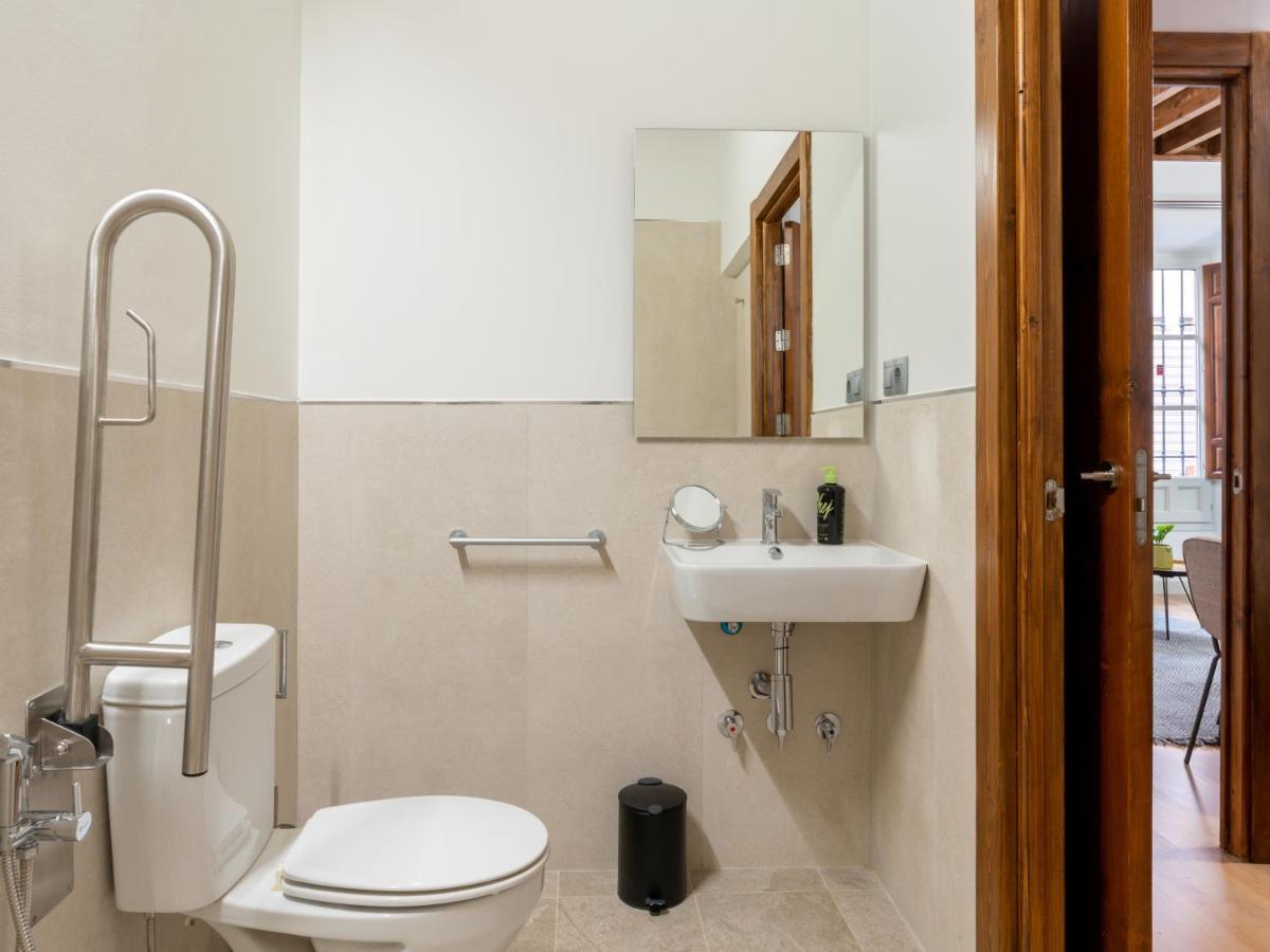 Limehome Granada Calle Mirasol Bagian luar foto
